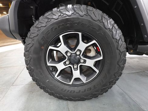 Used 2018 Jeep Wrangler Unlimited Sport image 30