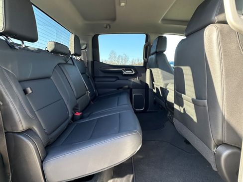 Used 2024 GMC Sierra 1500 SLT AWD/4WD image 21