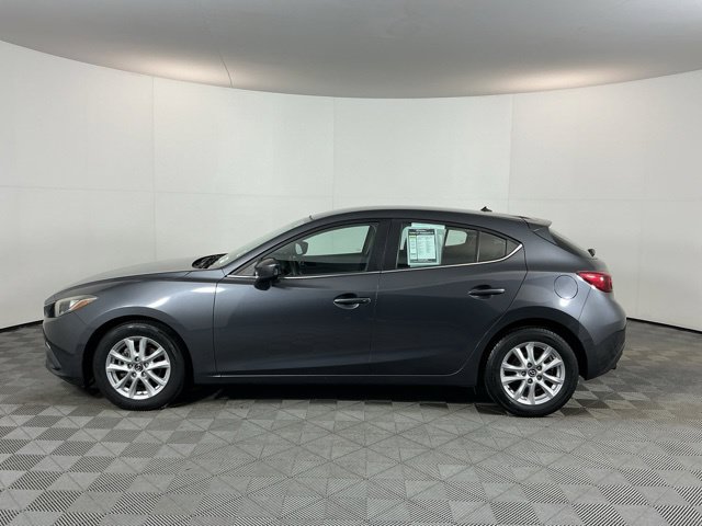 Used 2016 MAZDA MAZDA3 i Sport w/ Preferred Equipment Package FWD image 8