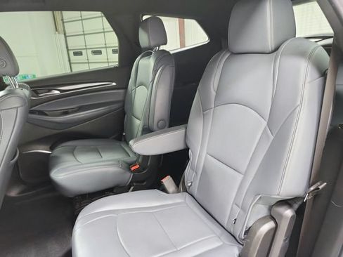 Used 2024 Buick Enclave Essence FWD image 11