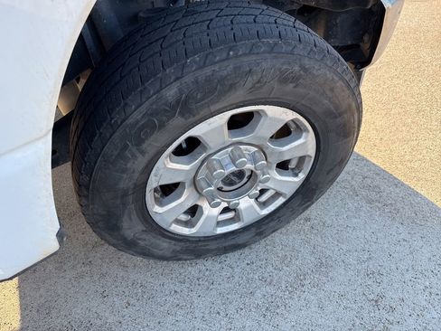 Used 2024 Ford F250 XLT image 15