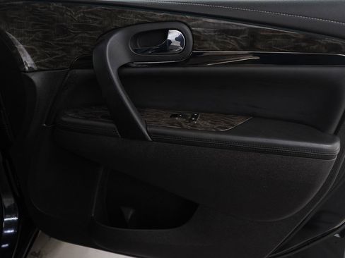 Used 2014 Buick Enclave Leather image 9