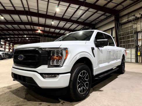 Used 2022 Ford F150 XLT w/ Equipment Group 302A High AWD/4WD image 9