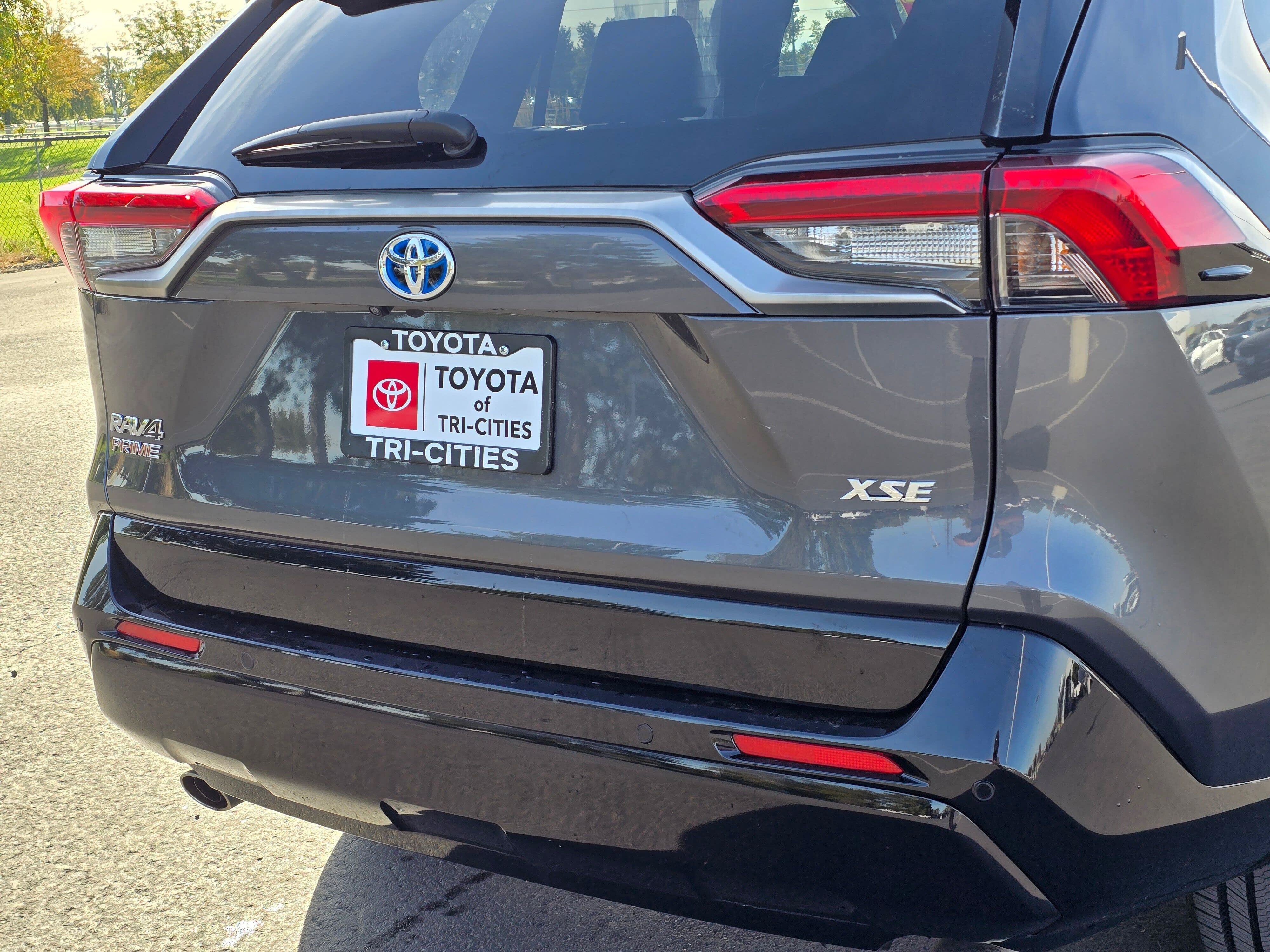 Certified 2023 Toyota RAV4 XSE w/ Premium Package AWD/4WD image 13