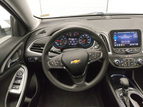 Used 2023 Chevrolet Malibu LT FWD image 22
