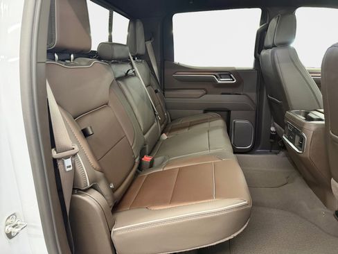 New 2026 GMC Sierra 1500 Denali AWD/4WD image 11