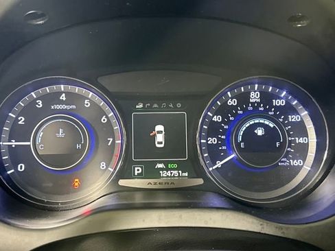 Used 2016 Hyundai Azera Limited image 18