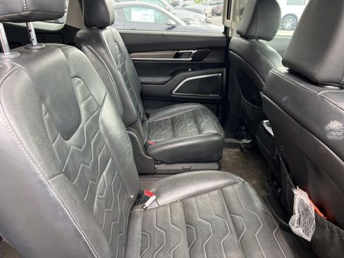 Used 2021 Kia Telluride SX w/ SX Prestige Package image 7