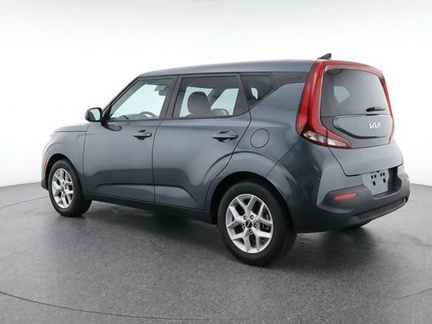 Used 2025 Kia Soul LX w/ LX Technology Package FWD image 6