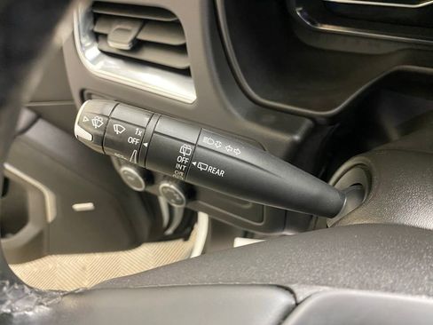 Used 2023 Chevrolet Suburban Premier image 30