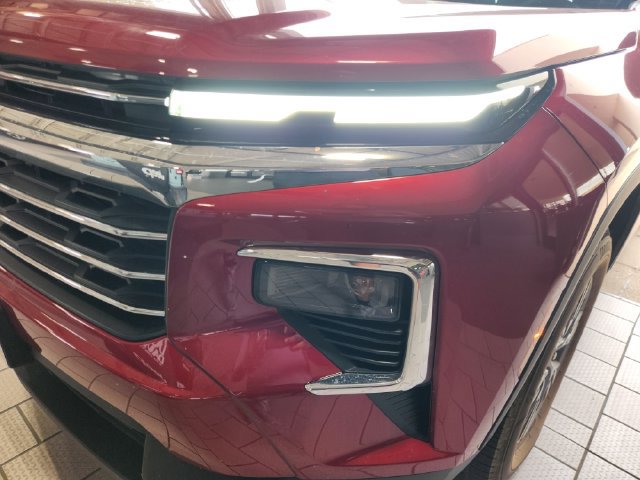 Used 2026 Chevrolet Traverse LT w/ Driver Confidence Package FWD image 7