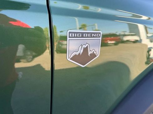 Used 2024 Ford Bronco Big Bend image 9