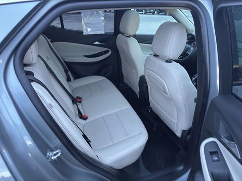 Used 2023 Buick Encore GX Essence w/ Experience Buick Package image 24