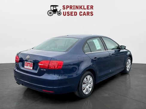 Used 2013 Volkswagen Jetta SE FWD image 4