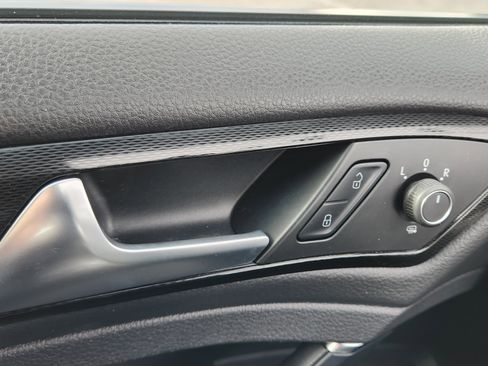 Used 2015 Volkswagen GTI Autobahn image 18