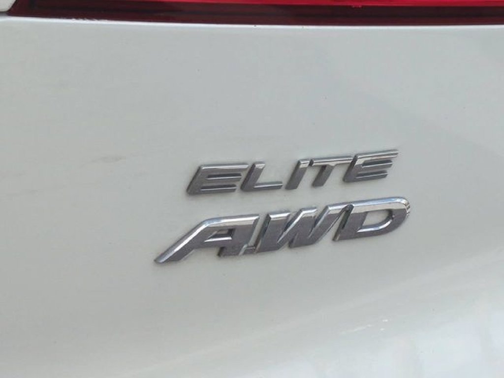 Used 2017 Honda Pilot Elite image 14