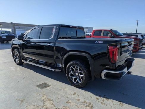 Used 2023 GMC Sierra 1500 SLT w/ SLT Premium Package AWD/4WD image 5