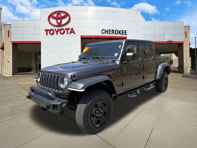 Used 2025 Jeep Gladiator Sport