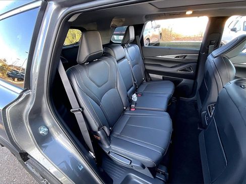 New 2026 INFINITI QX60 Luxe image 10