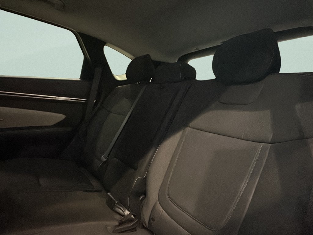 Certified 2022 Hyundai Tucson SEL AWD/4WD image 11