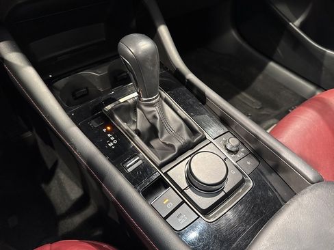 Used 2024 MAZDA MAZDA3 s image 13