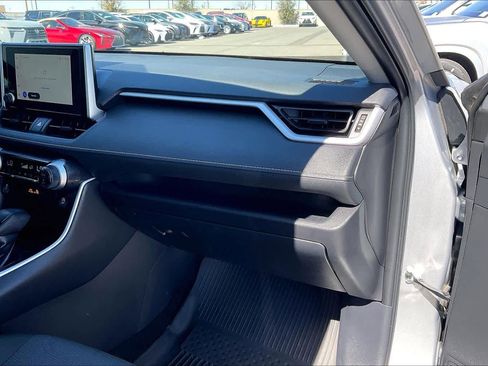 Used 2024 Toyota RAV4 XLE image 19