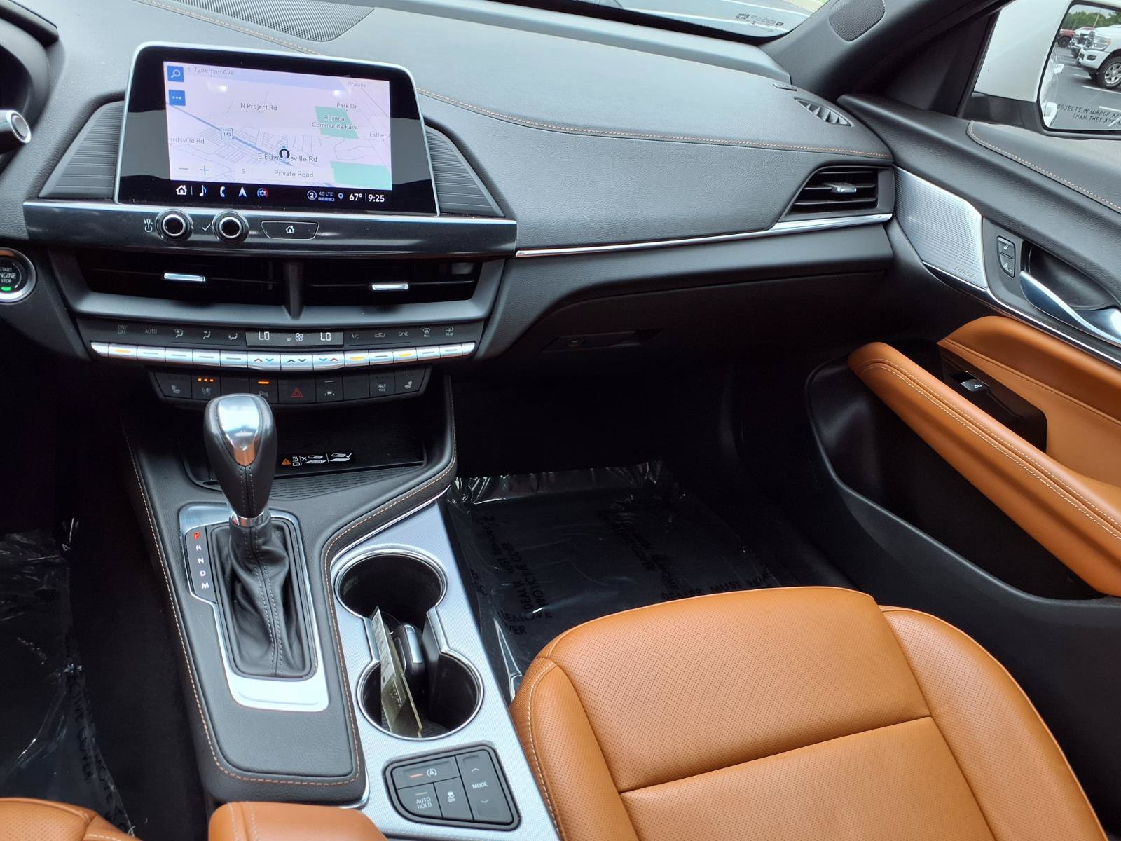 Used 2022 Cadillac CT4 Premium Luxury RWD image 3