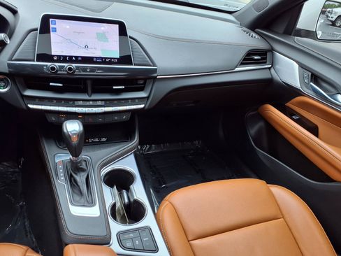 Used 2022 Cadillac CT4 Premium Luxury RWD image 3