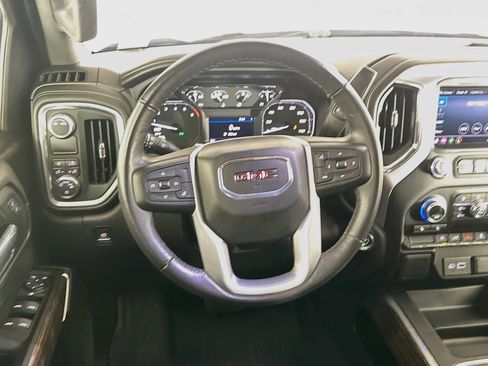 Used 2022 GMC Sierra 1500 Elevation RWD image 17