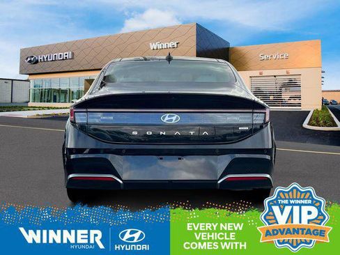 New 2025 Hyundai Sonata Limited image 7