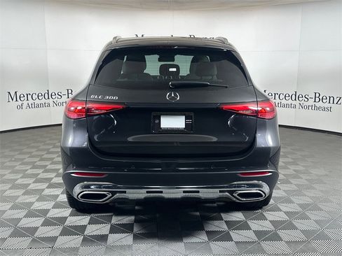 Certified 2025 Mercedes-Benz GLC 300 image 6