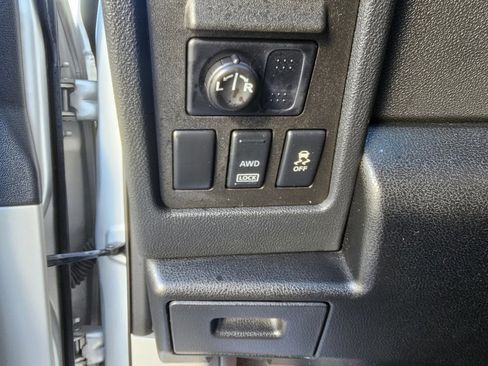 Used 2013 Nissan Rogue S w/ Special Edition Pkg image 10