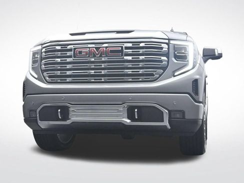 Used 2024 GMC Sierra 1500 Denali w/ Denali Reserve Package AWD/4WD image 32