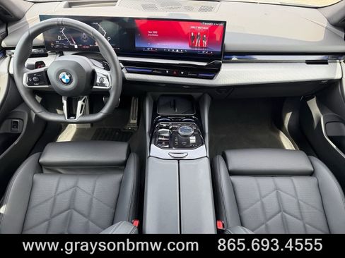 Used 2026 BMW 530i xDrive image 18