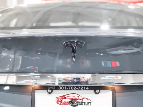 Used 2014 Tesla Model S 60 image 40