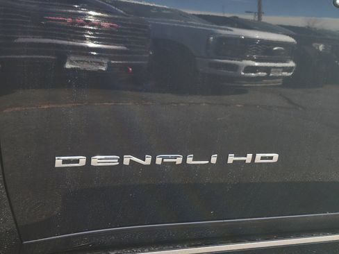 New 2026 GMC Sierra 2500 Denali w/ Denali Reserve Package AWD/4WD image 11