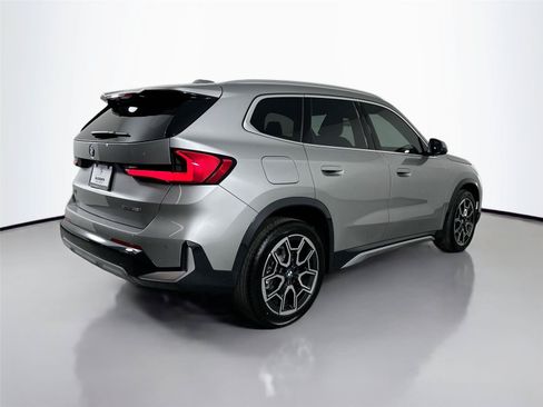 Used 2026 BMW X1 xDrive28i w/ Technology Package AWD/4WD image 5