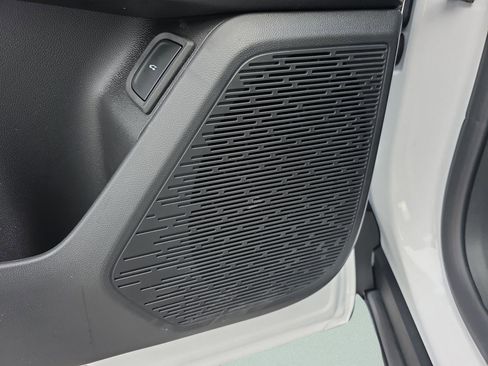 New 2026 Chevrolet Equinox LT w/ Convenience Package II image 24