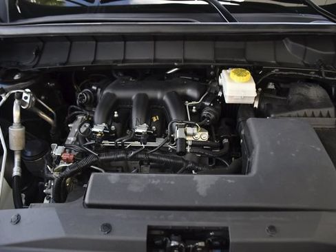 Used 2023 Nissan Pathfinder SV FWD image 34