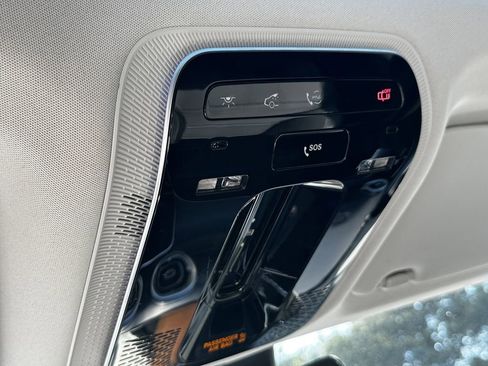 Certified 2023 Mercedes-Benz GLC 300 4MATIC image 33
