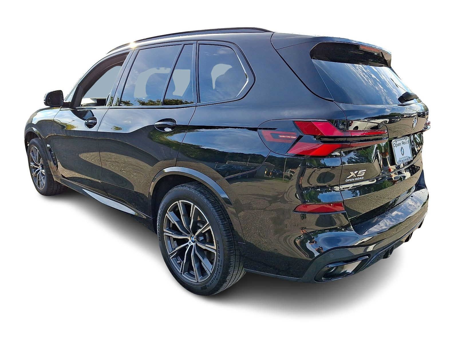 Used 2025 BMW X5 xDrive40i w/ M Sport Package AWD/4WD image 4