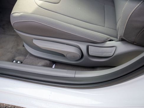 New 2025 Hyundai Elantra Sport image 18