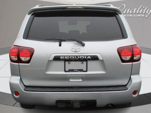 Used 2020 Toyota Sequoia Platinum image 5