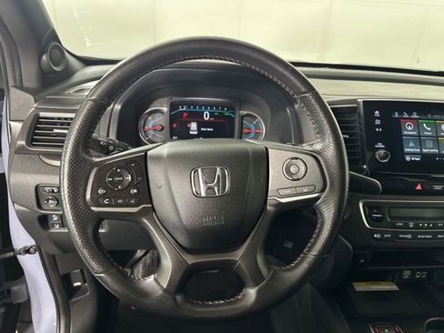 Used 2022 Honda Pilot TrailSport image 14