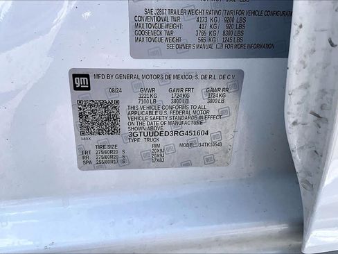 Used 2024 GMC Sierra 1500 SLT AWD/4WD image 37