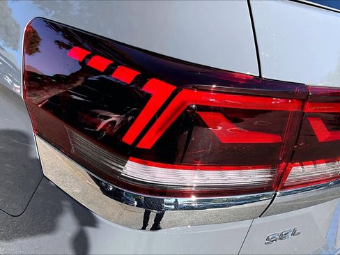 New 2026 Volkswagen Atlas SEL Premium R-Line image 14