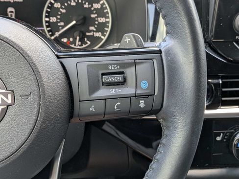 Used 2022 Nissan Pathfinder SV w/ SV Black Package FWD image 25