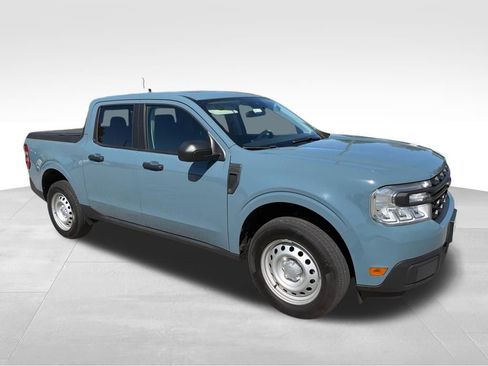 Used 2023 Ford Maverick XL image 9