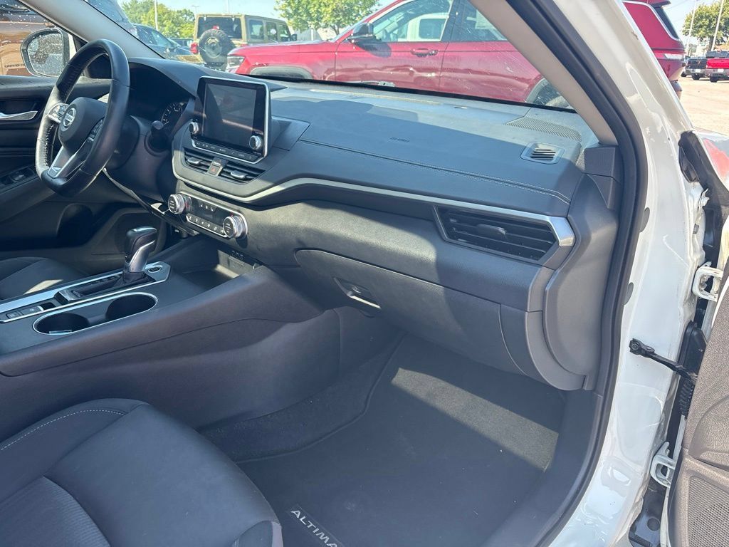 Used 2019 Nissan Altima 2.5 SV AWD/4WD image 26