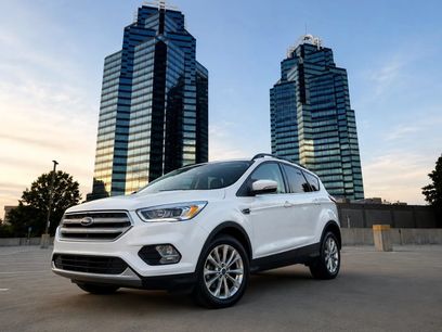 Used 2017 Ford Escape SE w/ Equipment Group 201A